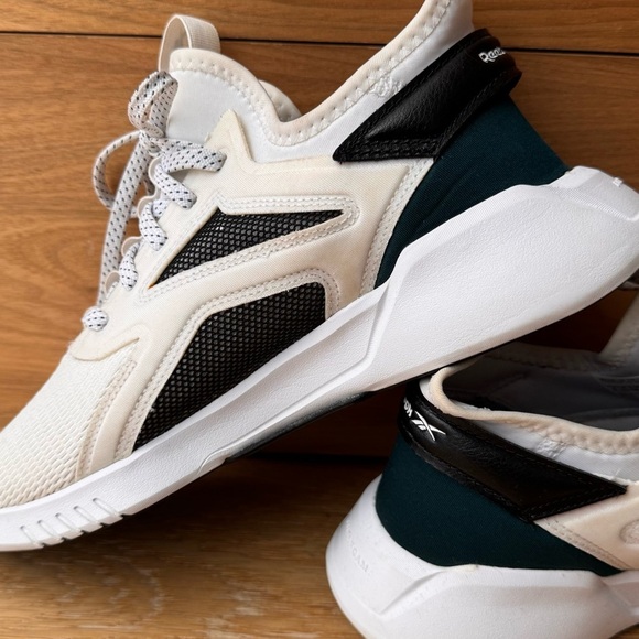 REEBOK Freestyle Motion Sneaker White, green and black - Size 8 - Picture 4 of 17